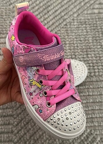 31 Beden Skechers ayakkabı