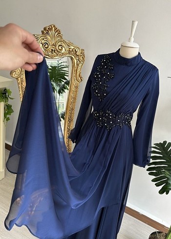 Lacivert Nakışlı Uzun Abiye Elbise - Görsel 3