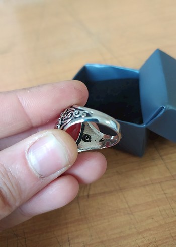 Klasik Kırmızı Taşlı Erkek Yüzük - Görsel 4