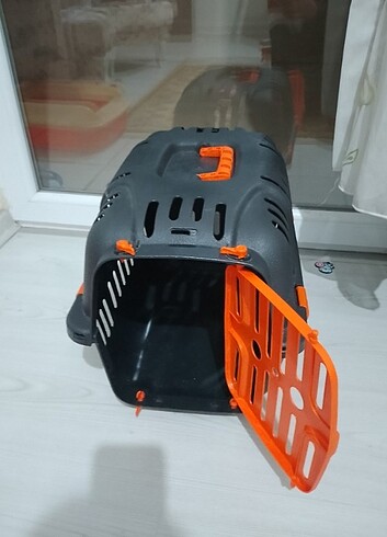 Kedi taşıma çantası 