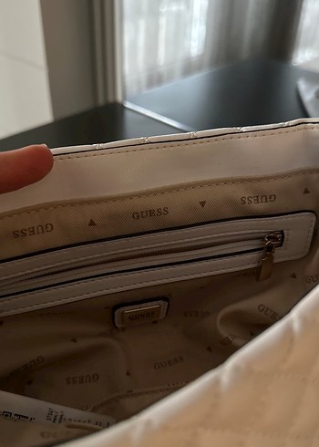 Guess beyaz deri,Zincir Detaylı Deri Kadın Çanta - Görsel 3