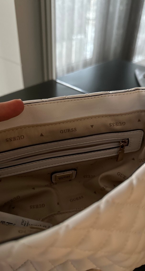 Guess beyaz deri,Zincir Detaylı Deri Kadın Çanta - Görsel 3