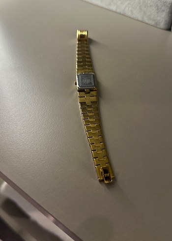 Kadın Altın Renkli Kemerli Saat - Görsel 3