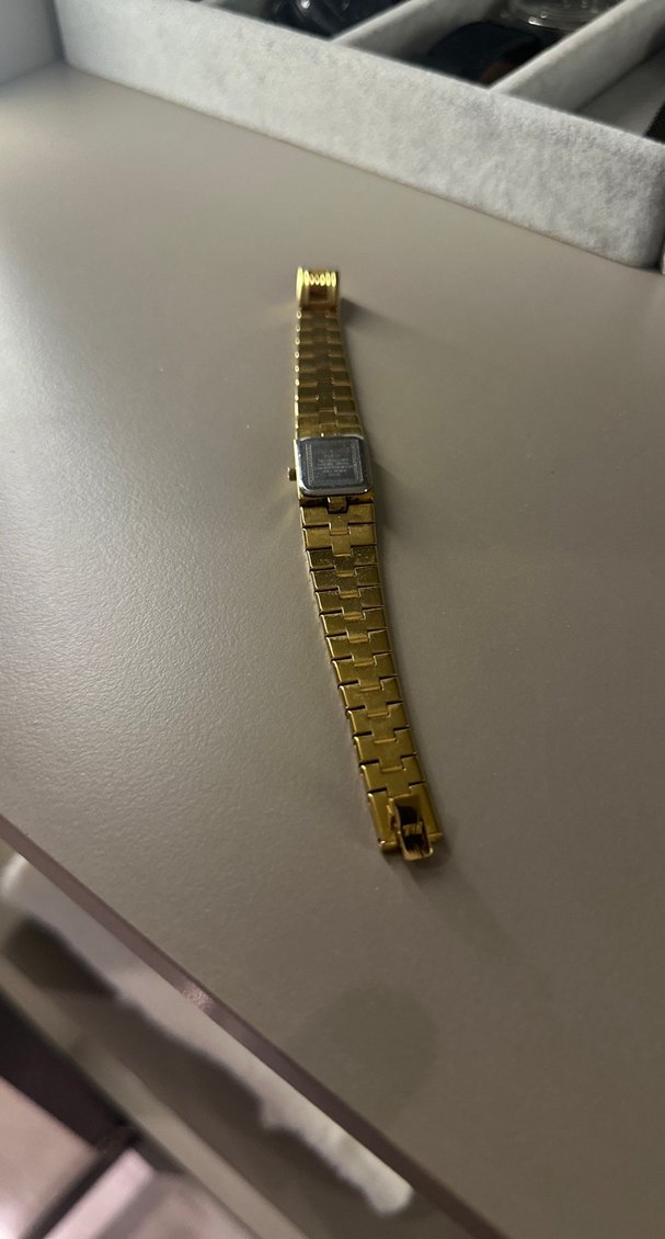 Kadın Altın Renkli Kemerli Saat - Görsel 3