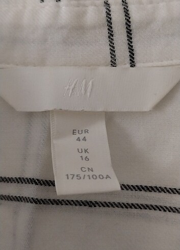 H&M Orijinal H&M yeniden farksız gömlek az giyildi