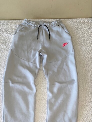 Nike Tech Fleece Alt