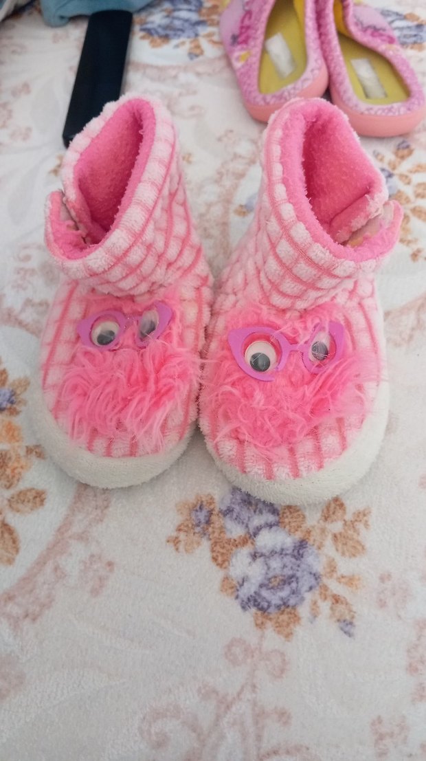 Kız Çocuk Pembe Nakışlı Sıcak Ev Terliği - Görsel 3