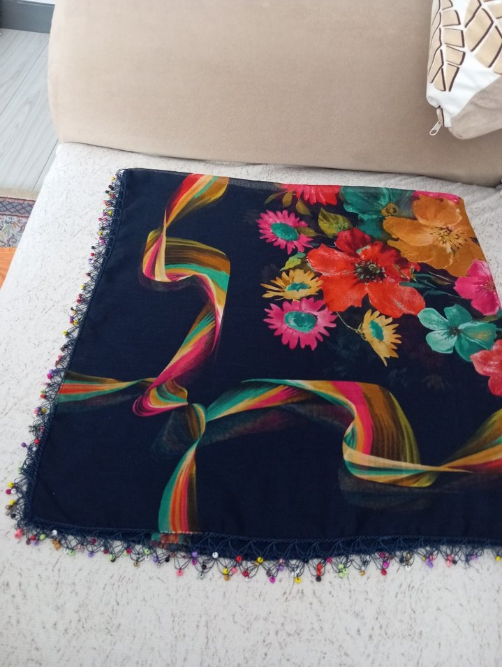 Boncuk Detaylı Çok Renkli Bohem Kadın Fuları - Görsel 2