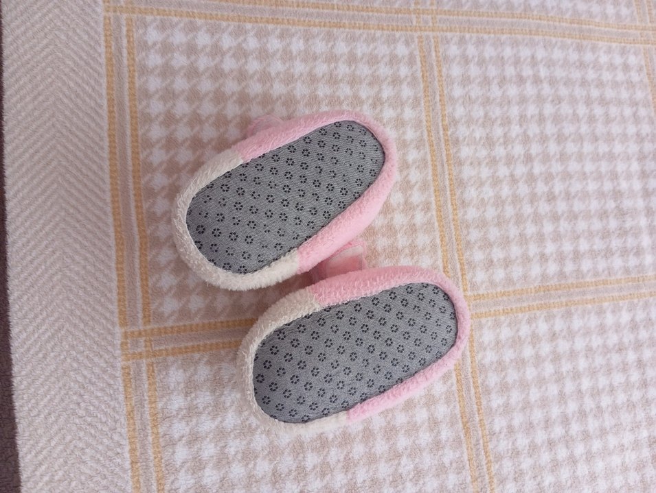 Kızlar için Pembe Peluş Ev Terliği - Görsel 2