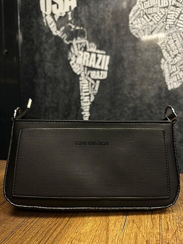 Beden CALVIN KLEIN EL ÇANTASI
