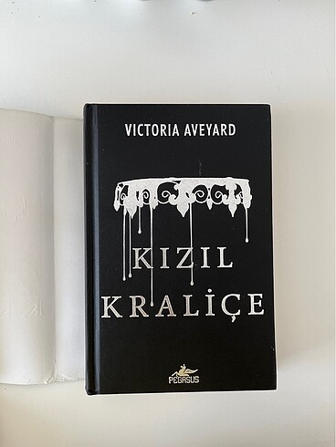  Beden Kızıl Kraliçe - Victoria Aveyard