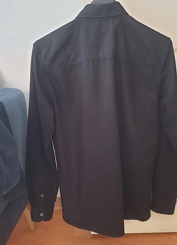 Mavi XS siyah gömlek - Görsel 3