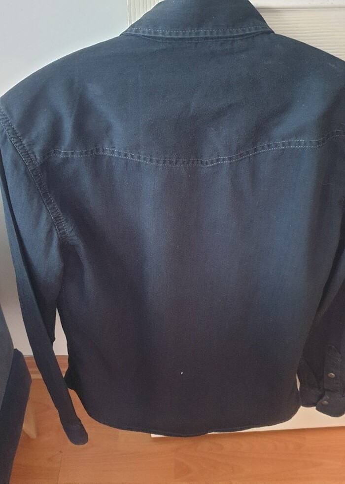 Mavi XS siyah tertemiz gömlek - Görsel 2