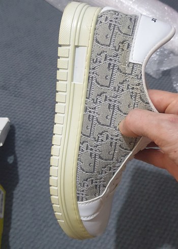 Beyaz Gri Yılan Desenli orijinal dior marka - Görsel 7