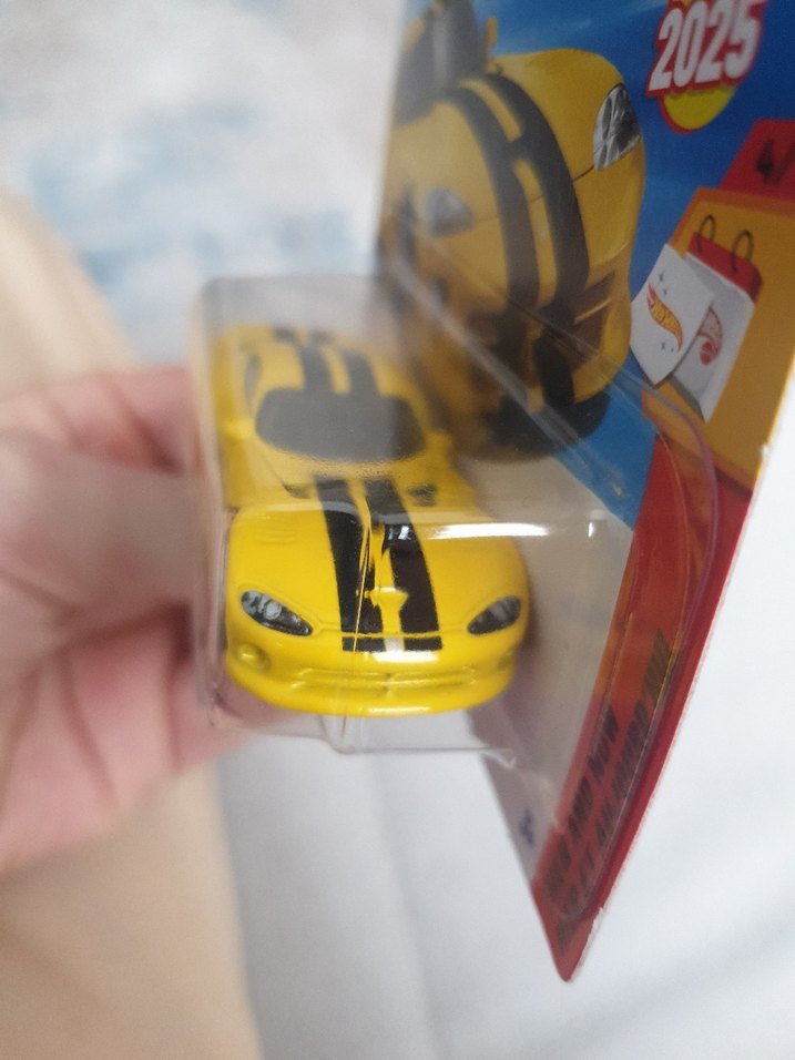 Hot Wheels Sarı Oyuncak Araba - Dodge Viper GTS - Görsel 4