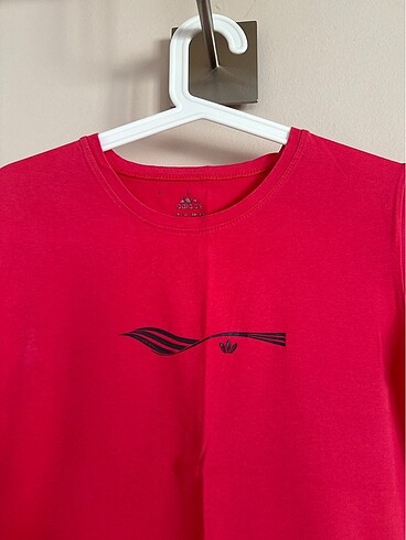 Adidas Adidas tshirt