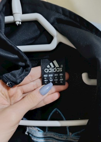 Adidas xl