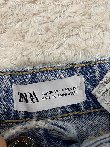 Zara zara yırtık kot pantolon