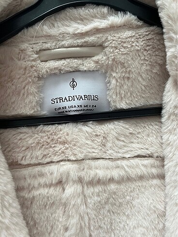 xs Beden Stradivarius mont kürk detay