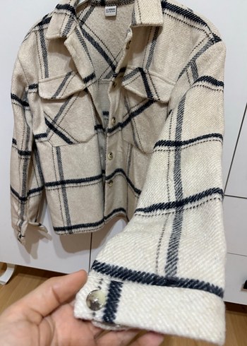 Düğmeli Ekose Desenli Bej Kadın Gömlek - Görsel 2