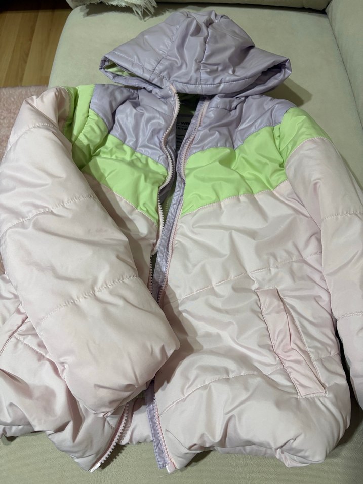 Kadın Pastel Renkli Kapüşonlu Kışlık Mont - Görsel 2