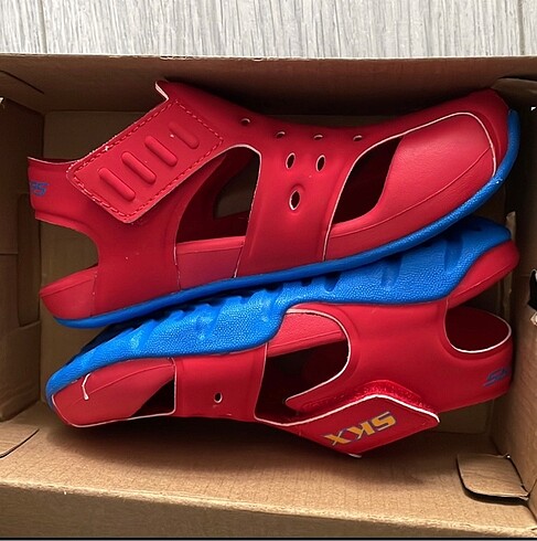 Skechers çocuk sandalet