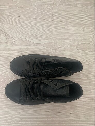 37 Beden Flo Converse Ayakkabı