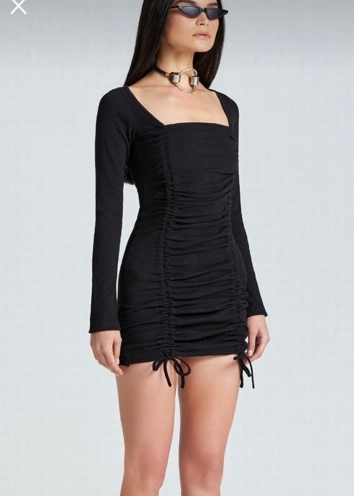 Siyah Büzgülü Mini Elbise - Görsel 2