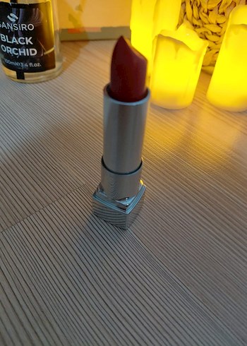 Maybelline Parlak Ruj - Görsel 4