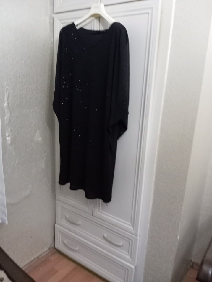 Siyah Uzun Kollu V Yaka Salaş Elbise - Görsel 3