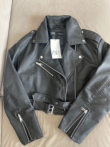 Zara suni deri crop biker ceket