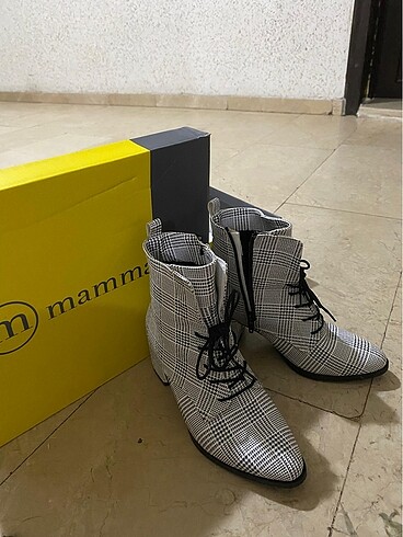 MAMMAMİA