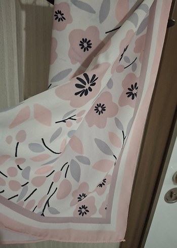 Pembe Pastel Çiçek Desenli şifon Şal