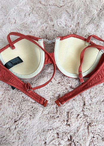 36 Beden kırmızı Renk Kiremit renkli Pilili Bohem Bikini Üstü