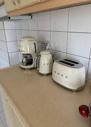 YEPYENİ SMEG MUTFAK SETİ