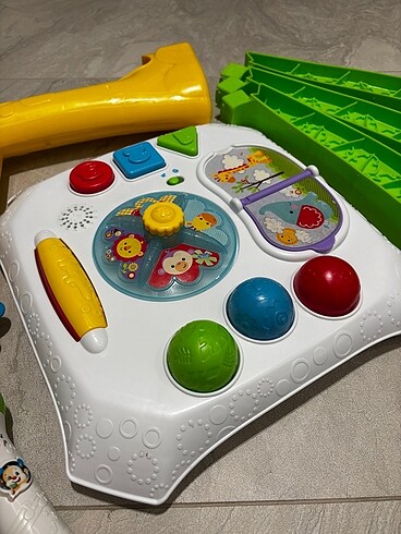  Beden Fisher Price Melodili Zürafa Aktivite Masası