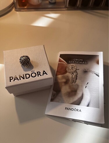 Pandora yıldızlı charm