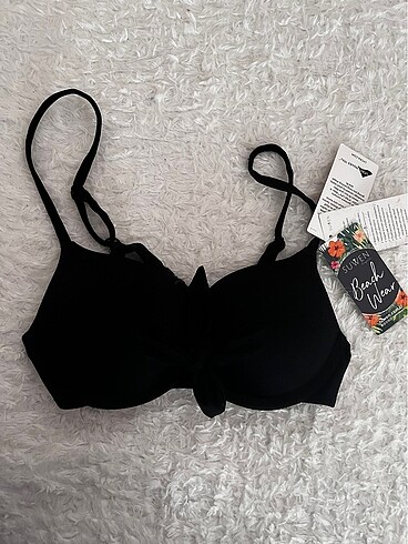 Bikini üstü