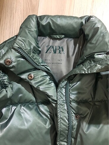 6 Yaş Beden haki Renk Zara az kullanılmış şişme mont