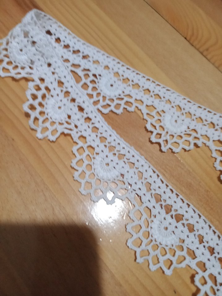 El yapımı beyaz dantel şerit - Görsel 2