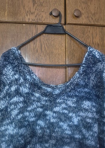 Gri V Yakalı Triko El Örgüsü Kadın Kazak - Görsel 2