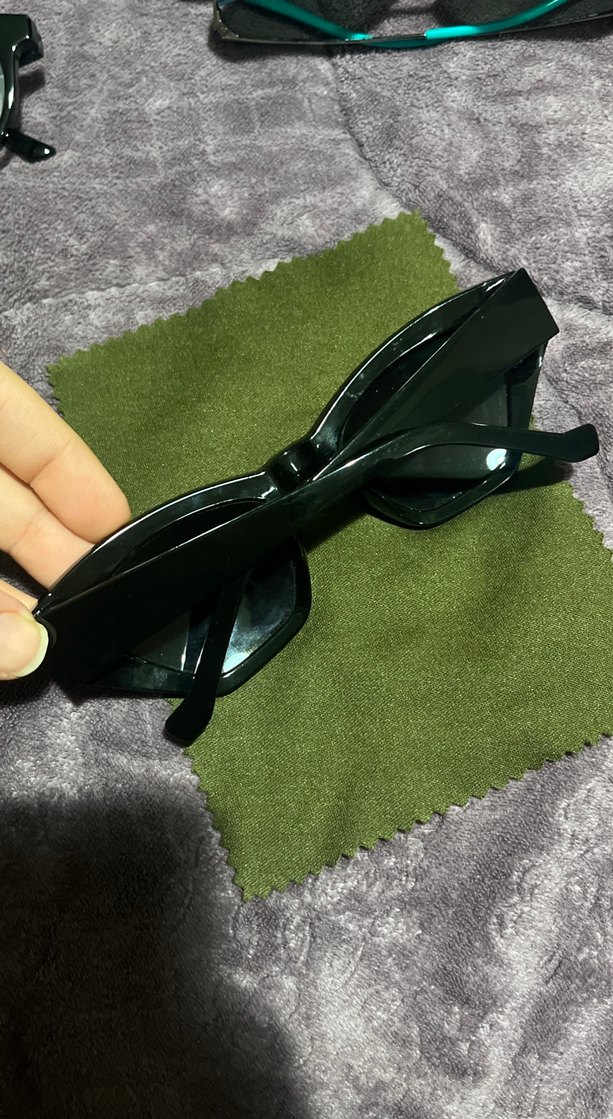 Kadın Siyah Gotik Minimalist Gözlük - Görsel 2