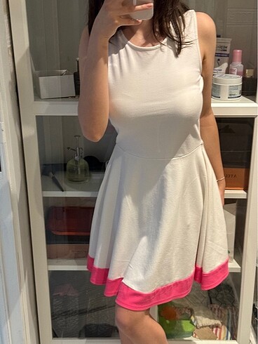 Mango MNG Collection Pembe Çizgi Detaylı Beyaz Mini Elbise