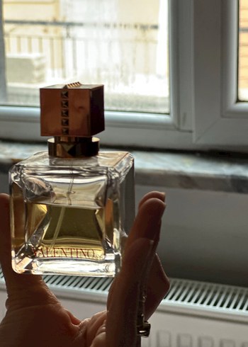 Valentino Kadın Parfümü - Görsel 4