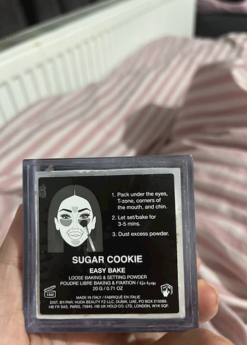 Huda Beauty beyaz pudra - Görsel 3