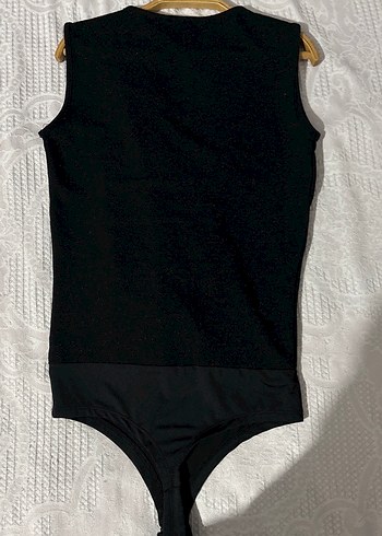 xs Beden Siyah V Yaka Kolsuz Body