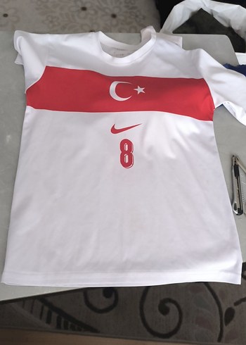 Nike Turkiye Bayrakli Kirmizi Beyaz Futbol Tisortu