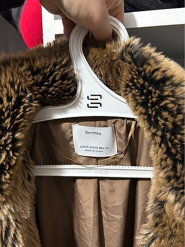 Bershka Kürk