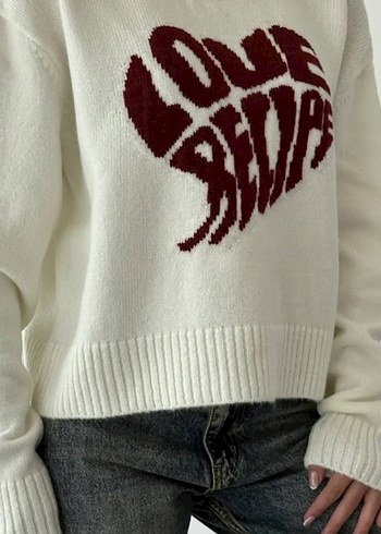 Nakışlı Beyaz Salaş Örgü Kadın Kazak - Görsel 2