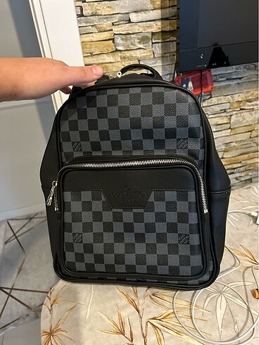 Louis Vuitton Yeni model deri çantalar